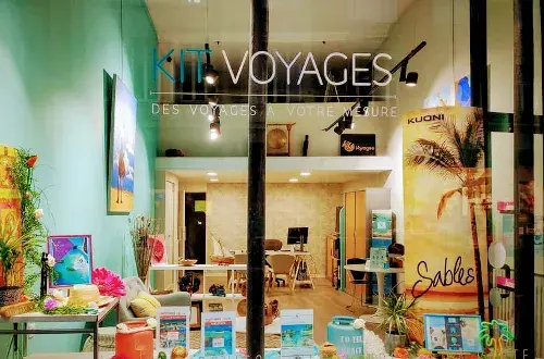 Kit Voyages